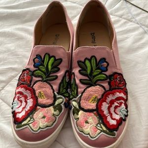 Floral pink shoes dirty laundry brand